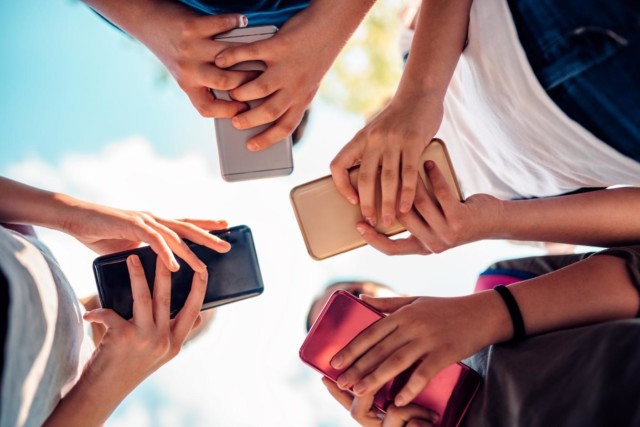 Unhealthy food marketing invades digital space and influences dietary practices among adolescents