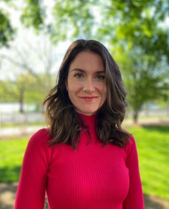 Dr. Anne-Julie Tessier